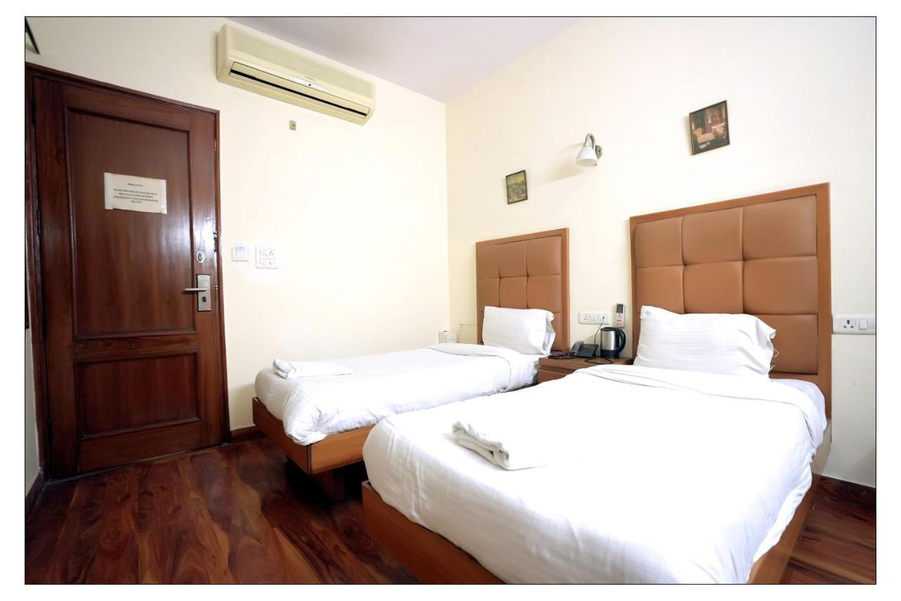 Hotel Oscar - Hauz Khas Нью-Делі Екстер'єр фото