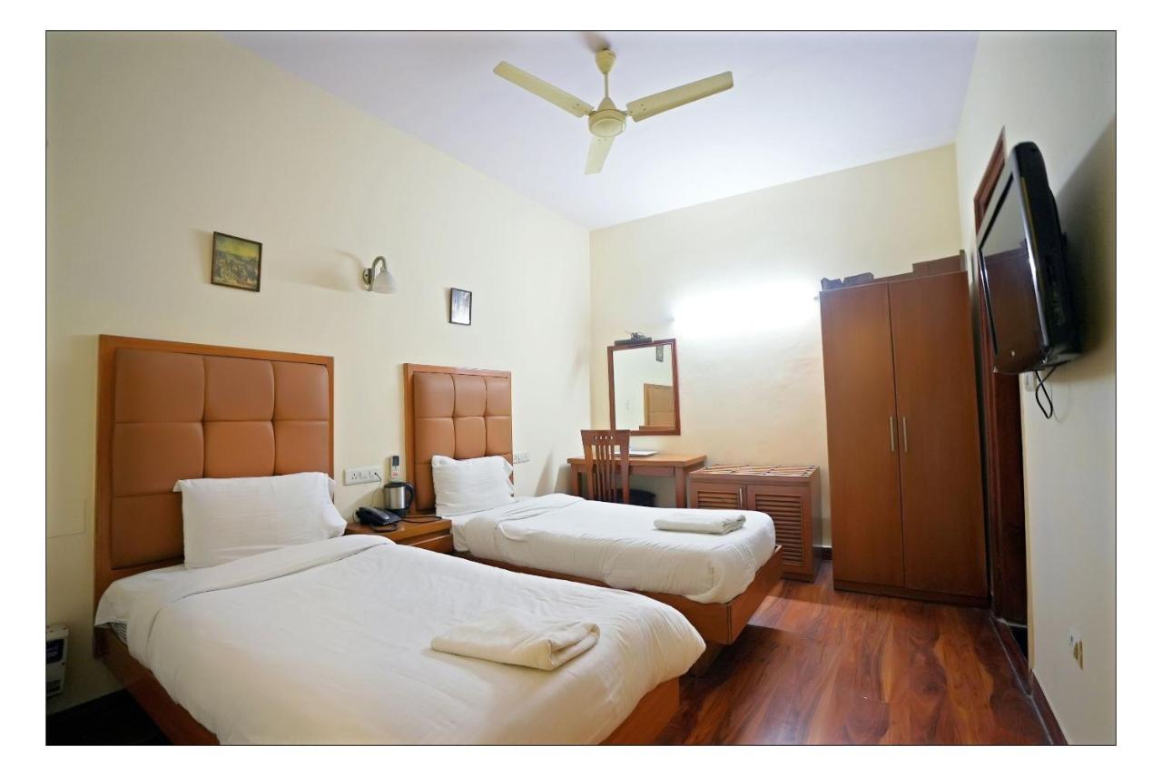Hotel Oscar - Hauz Khas Нью-Делі Екстер'єр фото